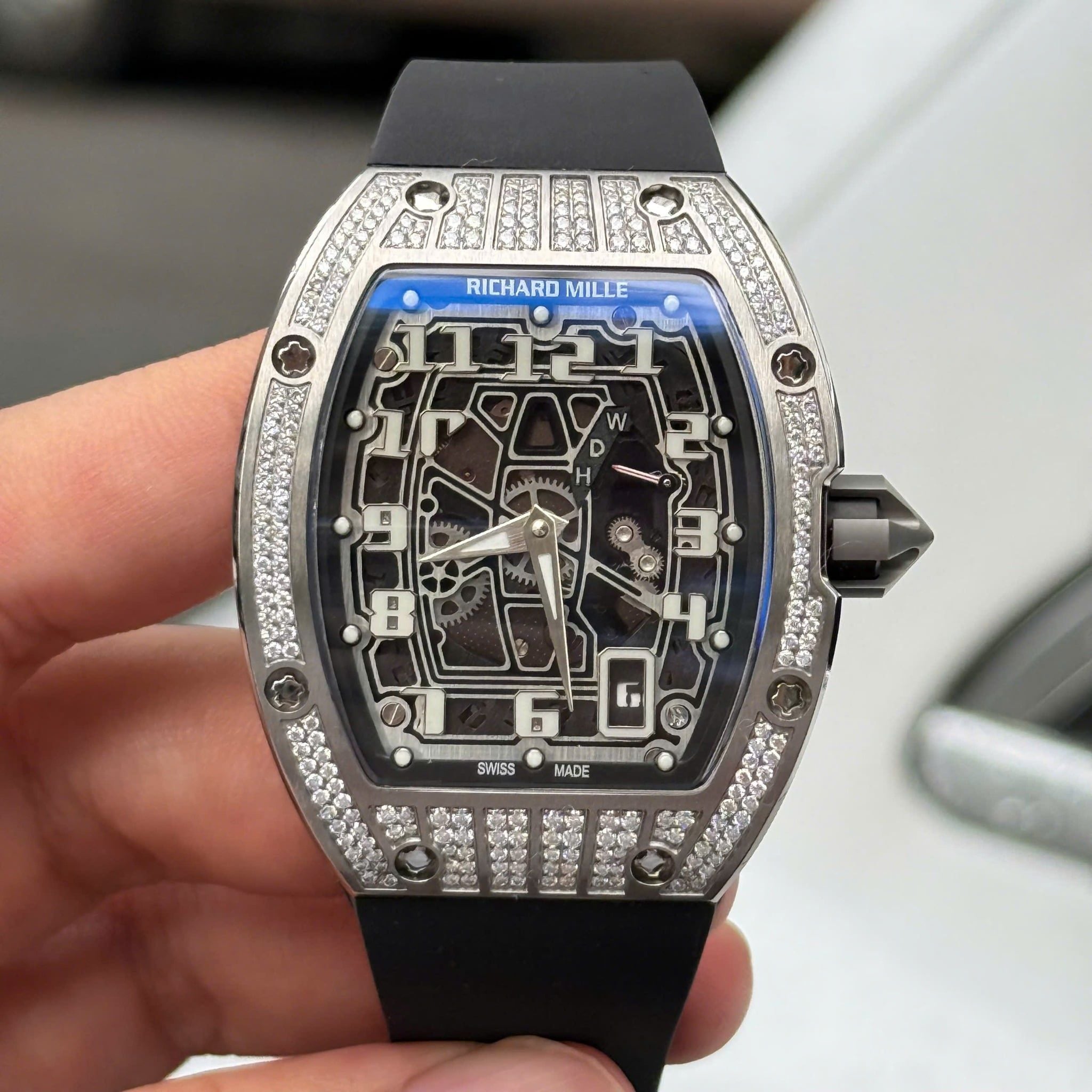 Phiên bản RM 67-01 chế tác với khung vỏ titanium siêu mỏng