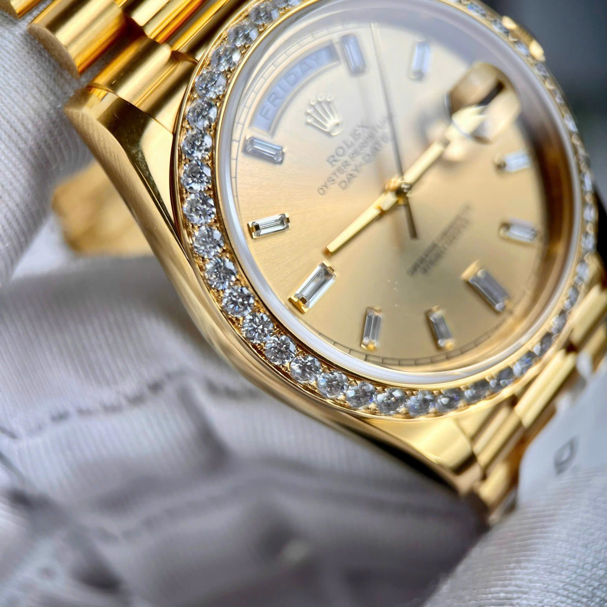 Rolex Oyster Perpetual Day-Date 40mm Vàng 18K Bezel Kim Cương