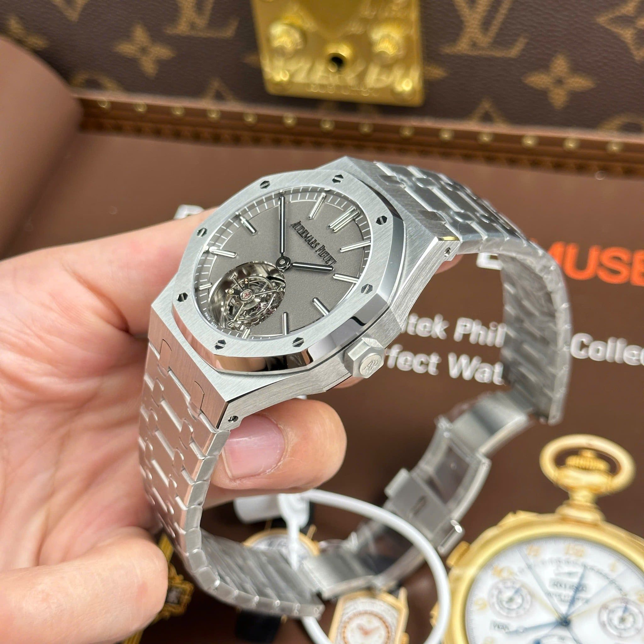AUDEMARS PIGUET ROYAL OAK TOURBILLON 41 MM - Đồng Hồ Audemars Piguet - Nam