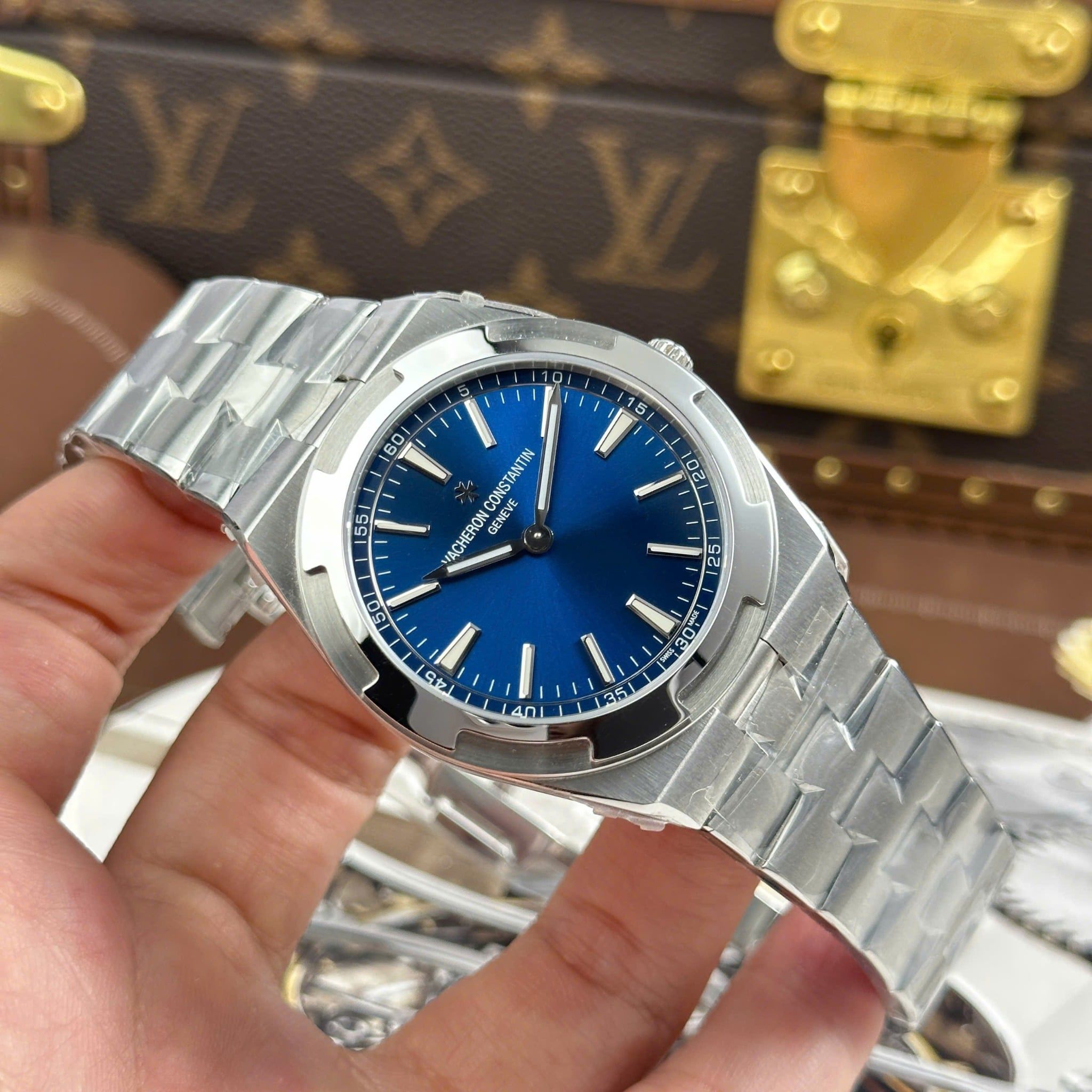 VACHERON CONSTANTIN OVERSEAS 40 MM - Đồng Hồ Vacheron Constantin - Nam