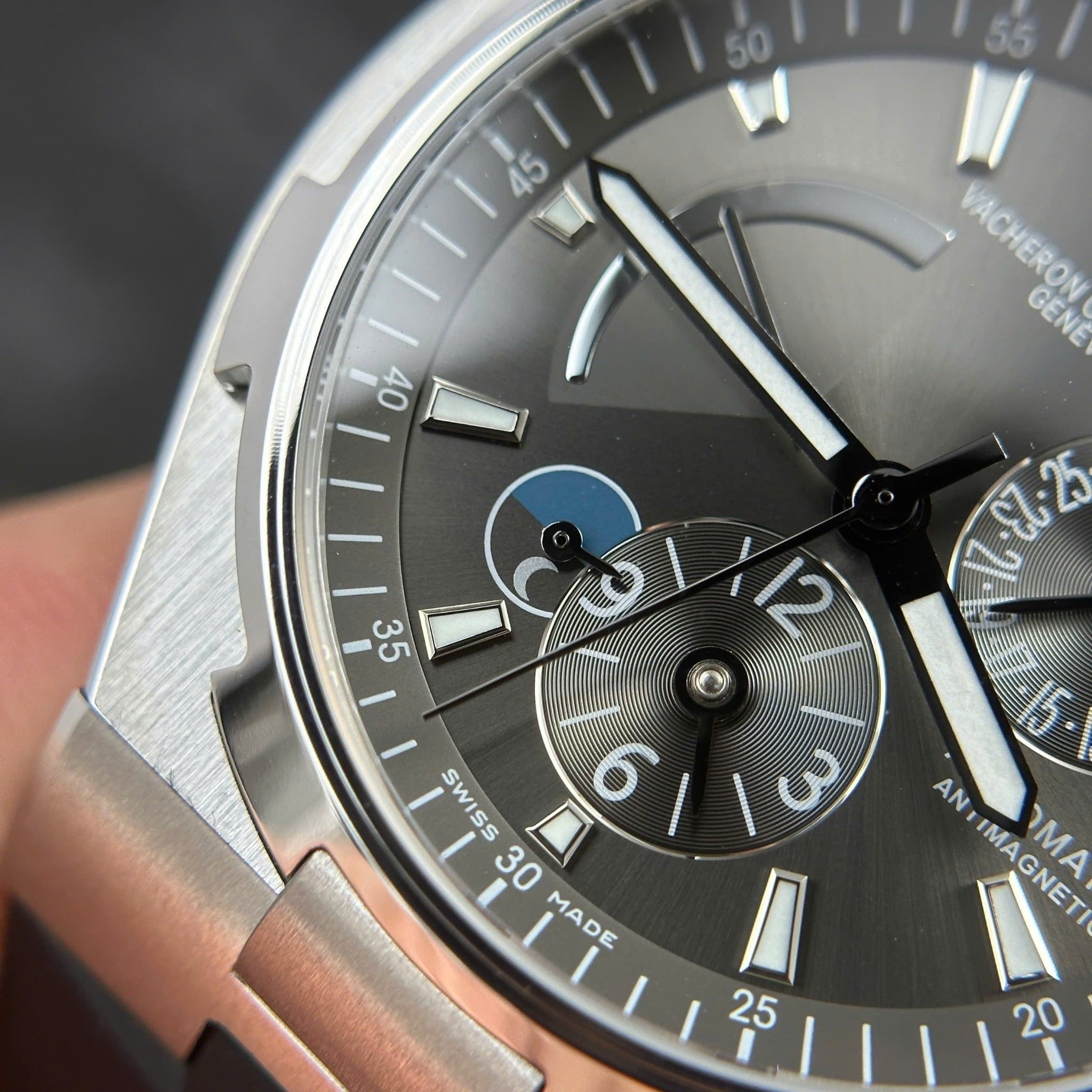 VACHERON CONSTANTIN OVERSEAS 42 MM - Đồng Hồ Vacheron Constantin - Nam