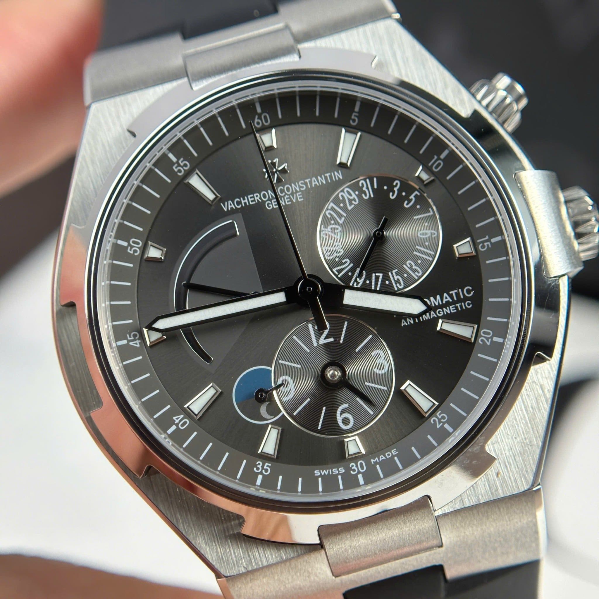 VACHERON CONSTANTIN OVERSEAS 42 MM - Đồng Hồ Vacheron Constantin - Nam