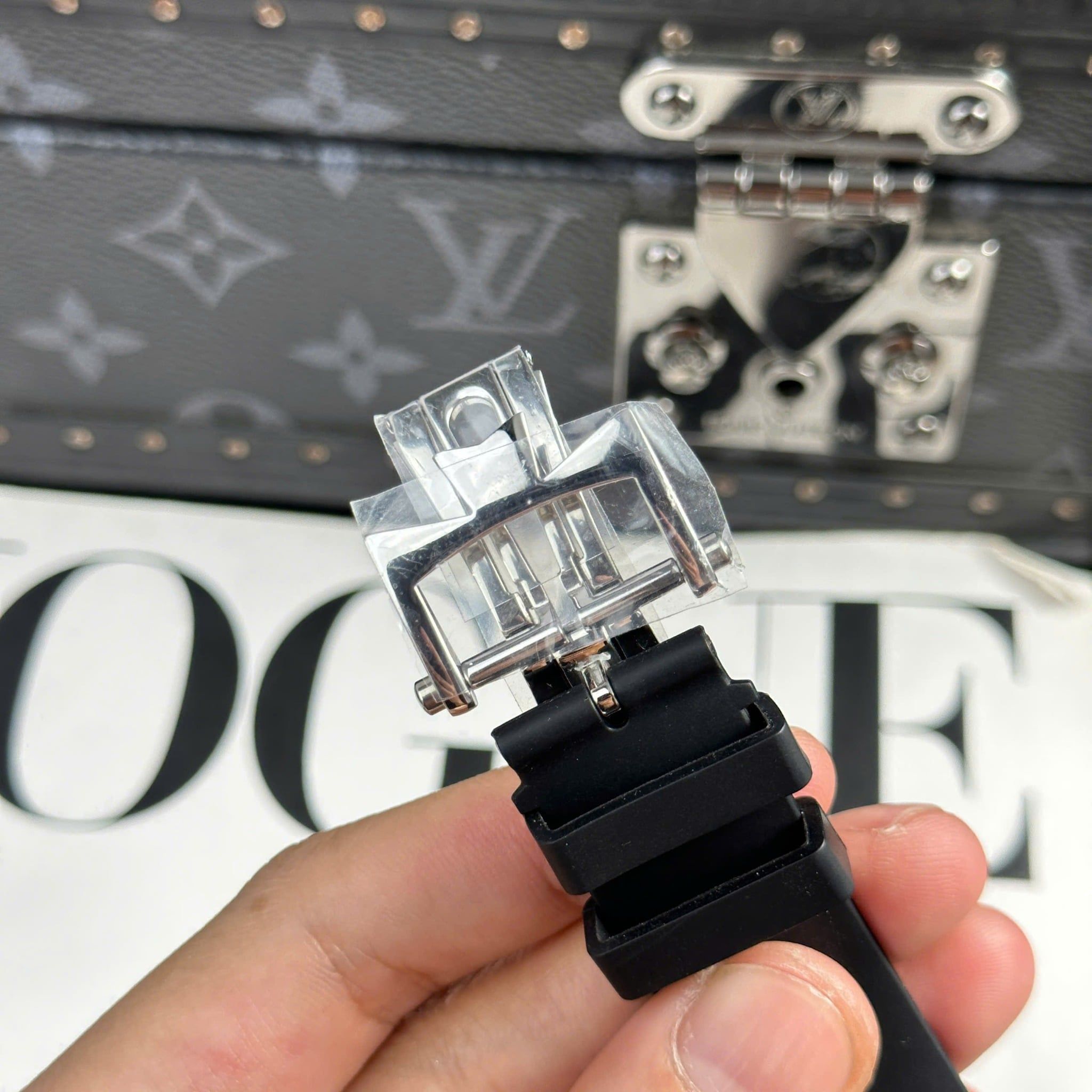 VACHERON CONSTANTIN OVERSEAS 42 MM - Đồng Hồ Vacheron Constantin - Nam