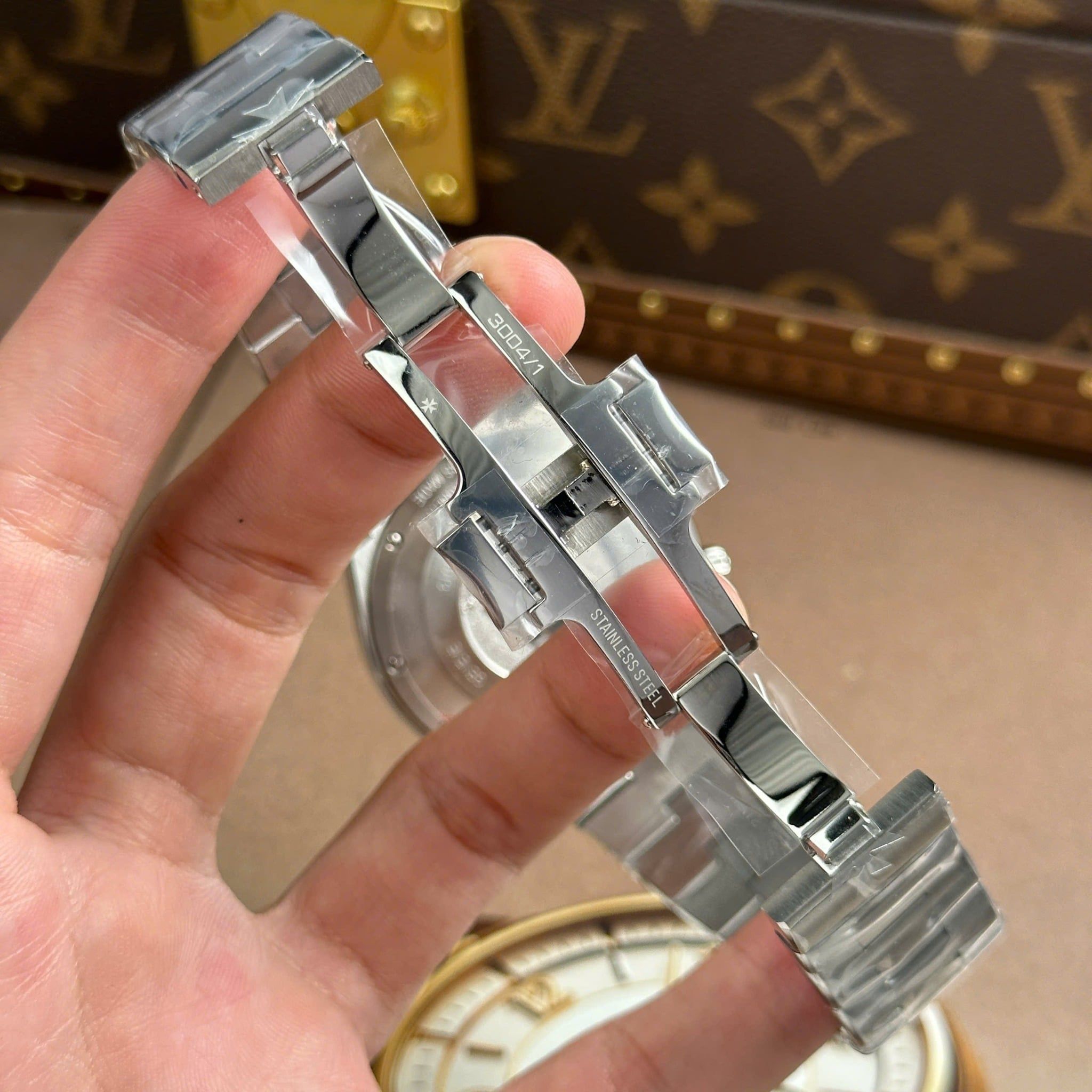 VACHERON CONSTANTIN OVERSEAS 42 MM - Đồng Hồ Vacheron Constantin - Nam