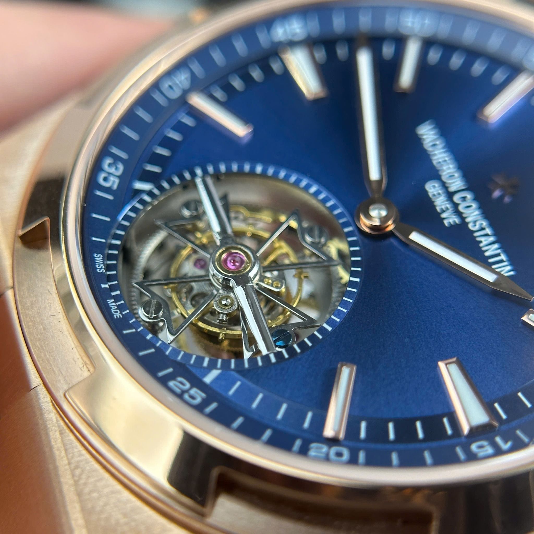 VACHERON CONSTANTIN OVERSEAS TOURBILLON 42 MM - Đồng Hồ Vacheron Constantin - Nam