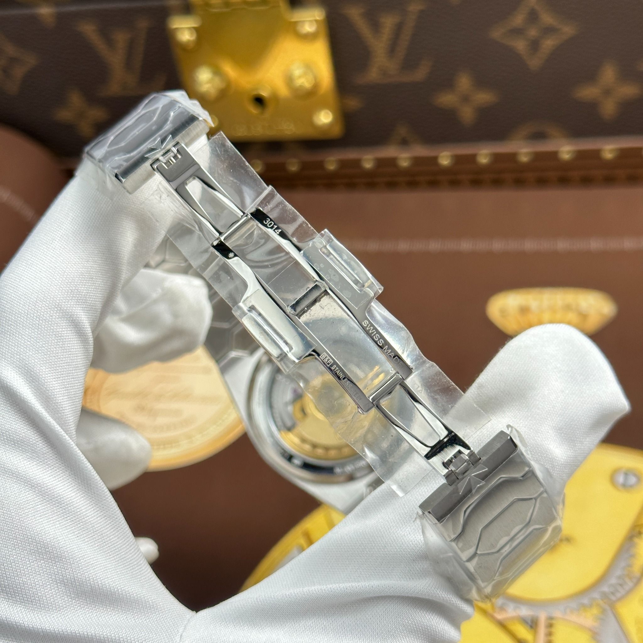 VACHERON CONSTANTIN OVERSEAS TOURBILLON 42 MM - Đồng Hồ Vacheron Constantin - Nam