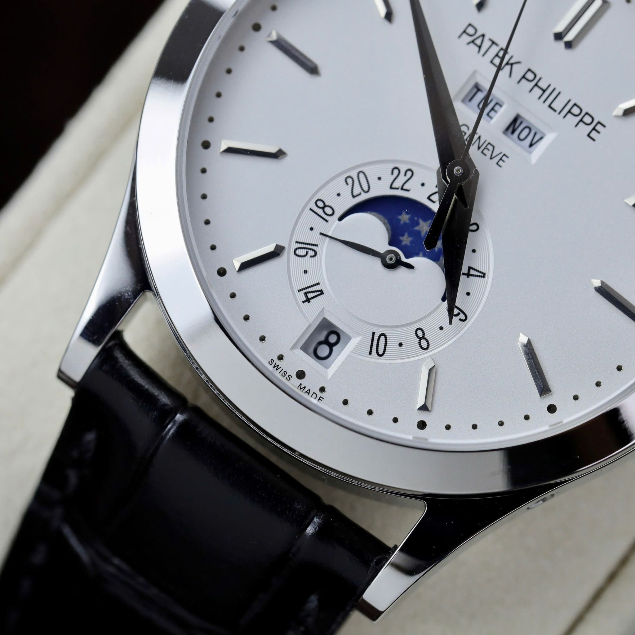 PATEK PHILIPPE COMPLICATIONS 39 MM - Đồng Hồ Patek Philippe - Nam