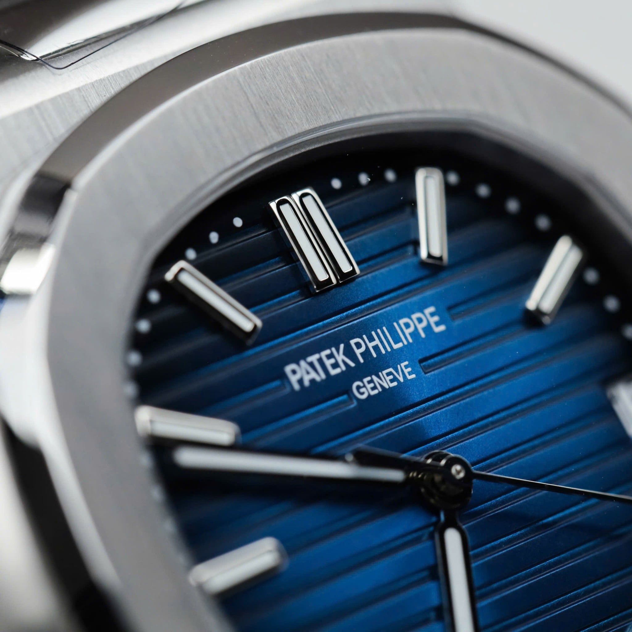 PATEK PHILIPPE NAUTILUS 40 MM - Đồng Hồ Patek Philippe - Nam
