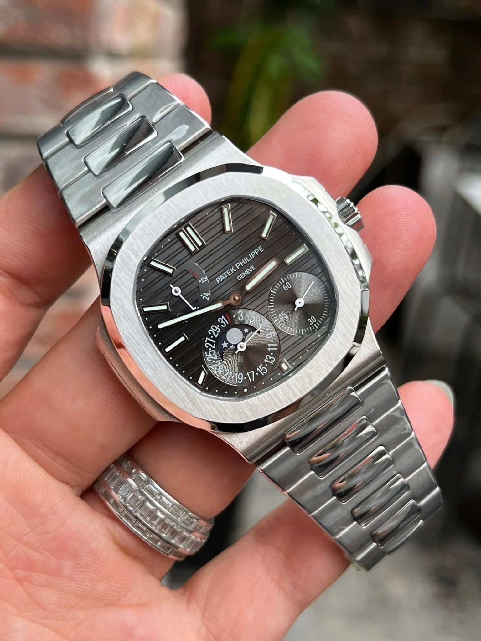 PATEK PHILIPPE NAUTILUS 40 MM - Đồng Hồ Patek Philippe - Nam