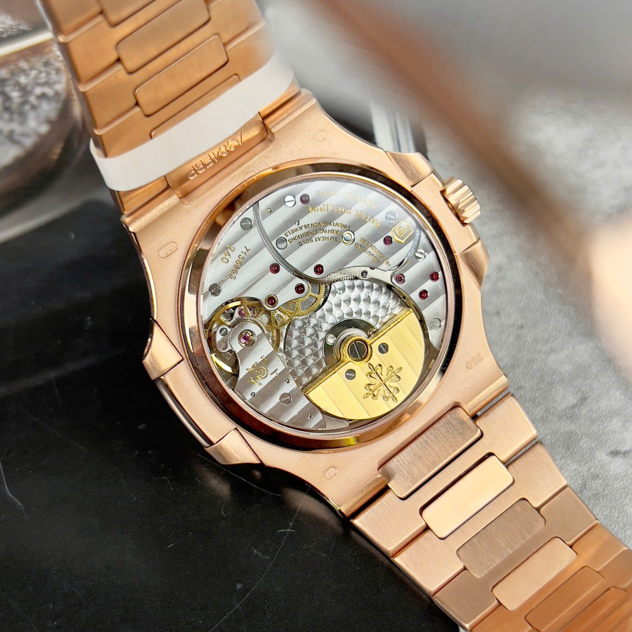 PATEK PHILIPPE NAUTILUS 40 MM - Đồng Hồ Patek Philippe - Nam