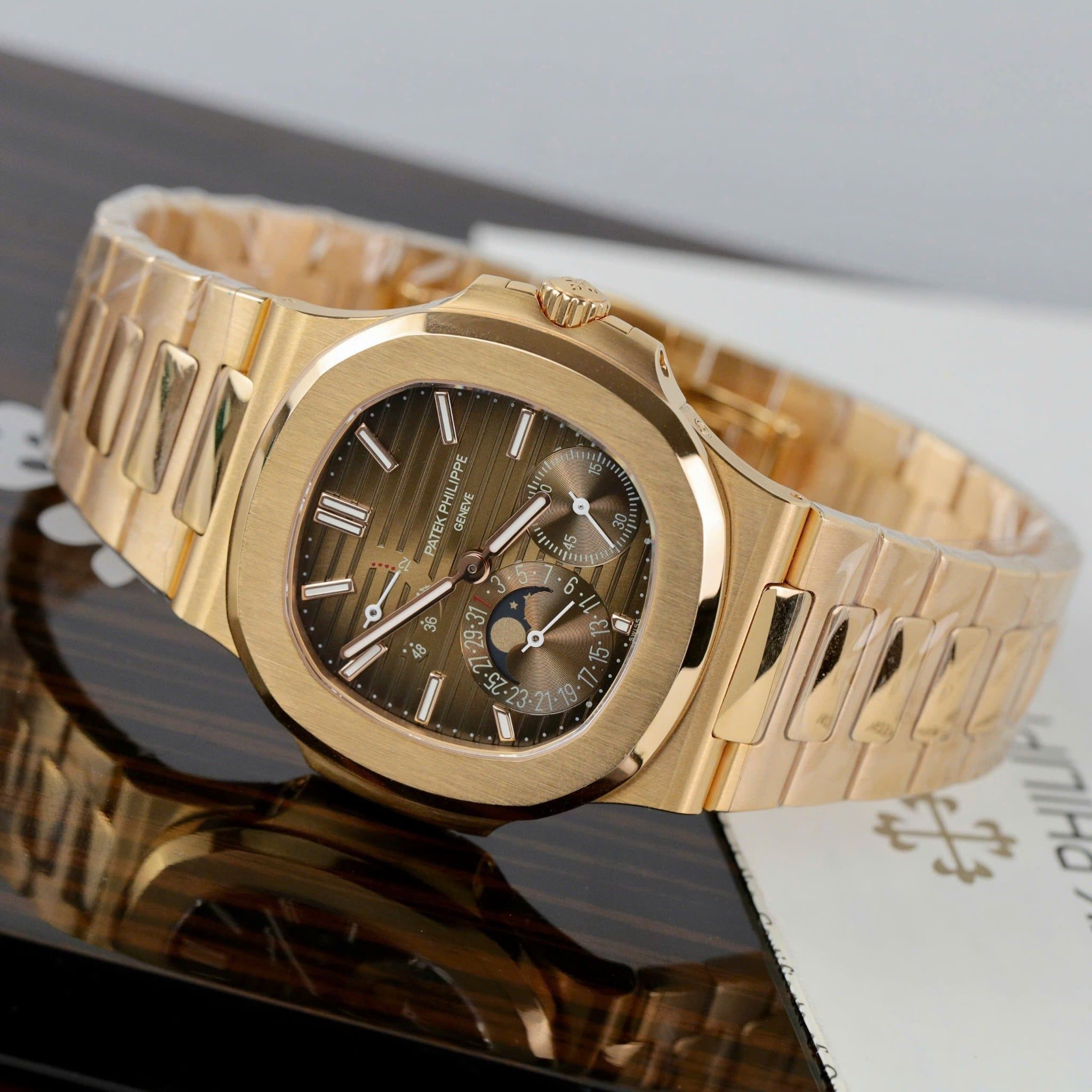 PATEK PHILIPPE NAUTILUS 40 MM - Đồng Hồ Patek Philippe - Nam