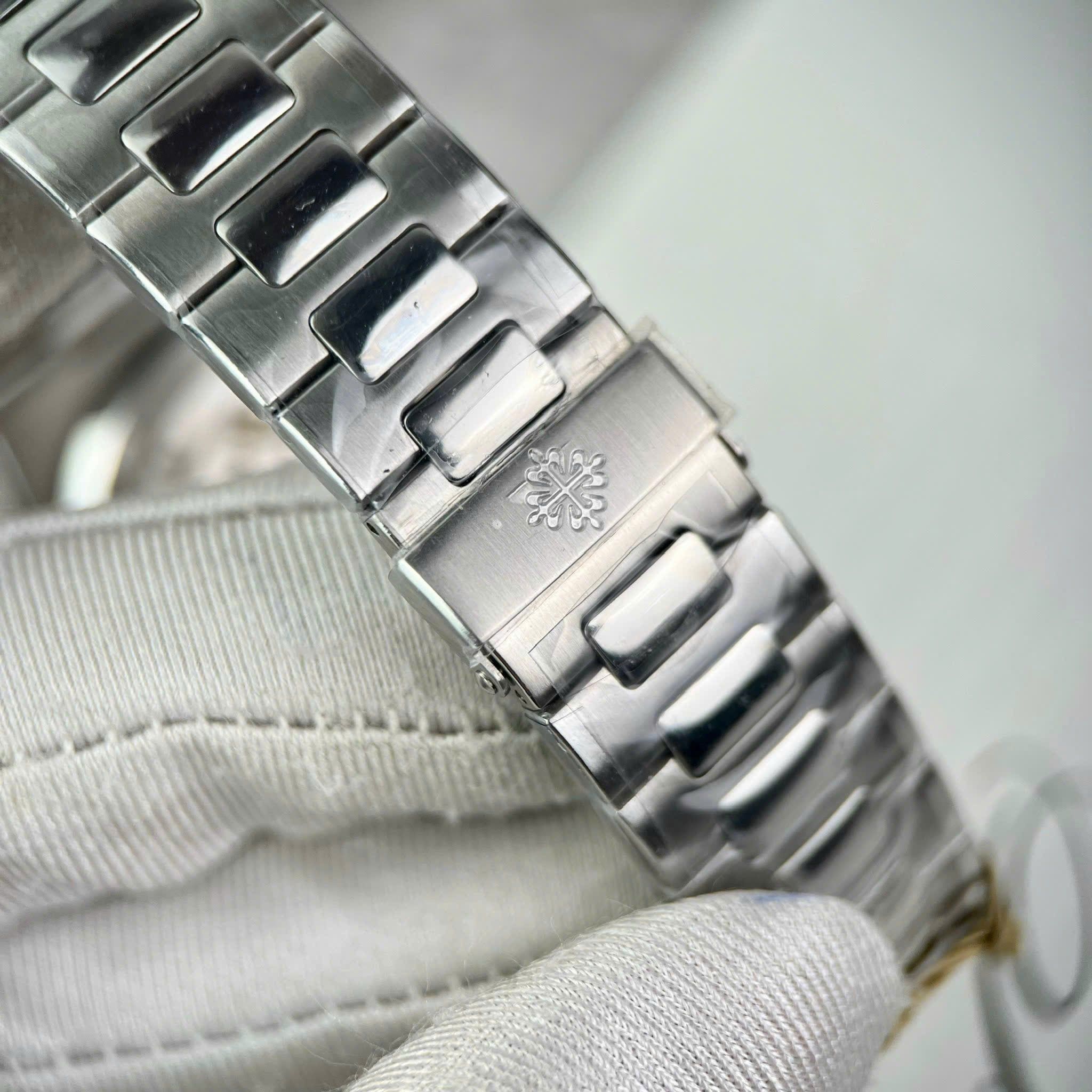 PATEK PHILIPPE NAUTILUS 40 MM - Đồng Hồ Patek Philippe - Nam