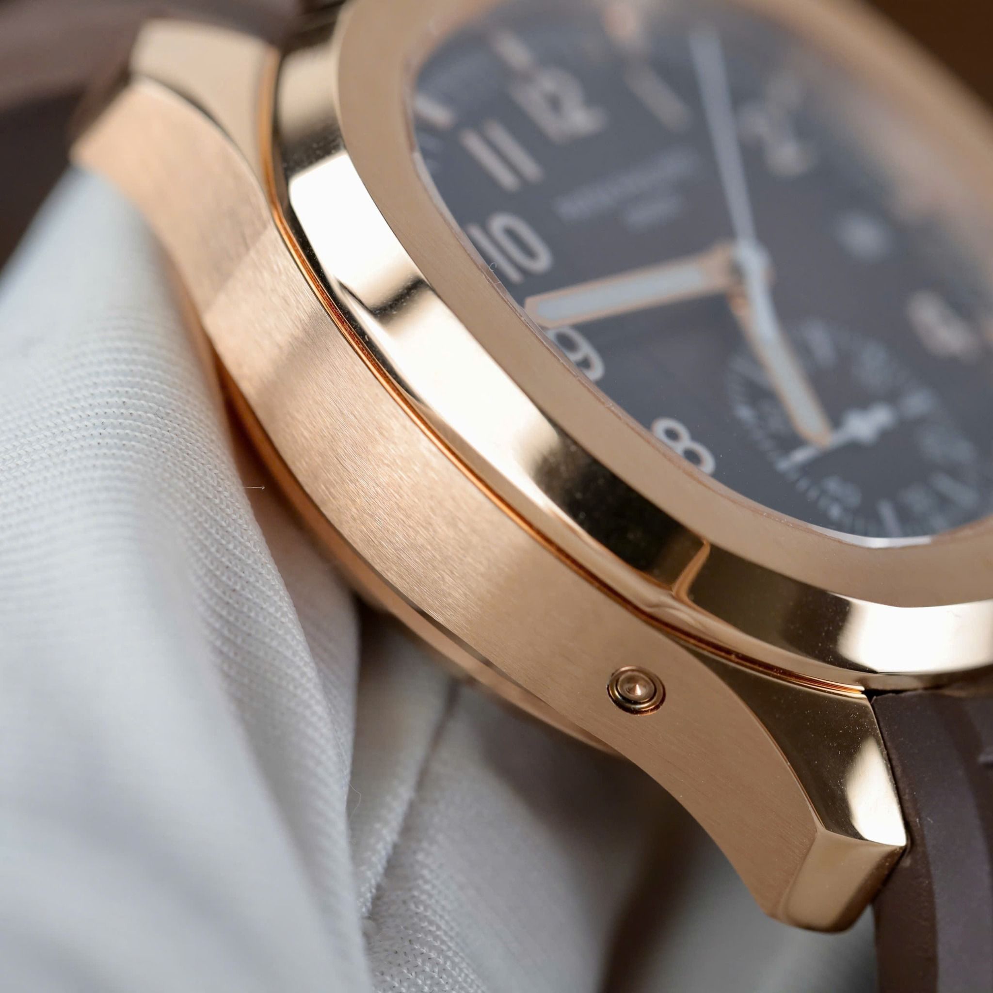 PATEK PHILIPPE AQUANAUT 42 MM - Đồng Hồ Patek Philippe - Nam