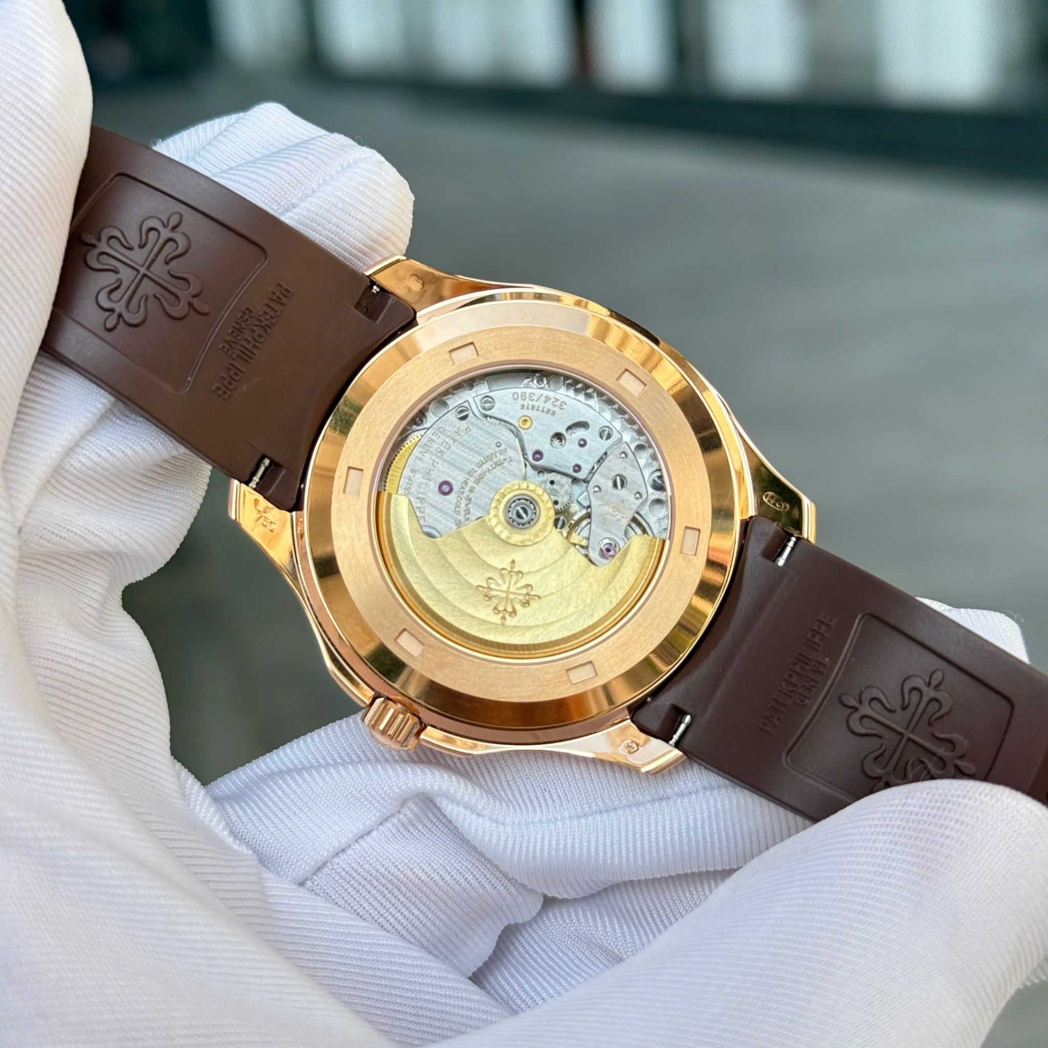PATEK PHILIPPE AQUANAUT 40 MM - Đồng Hồ Patek Philippe - Nam