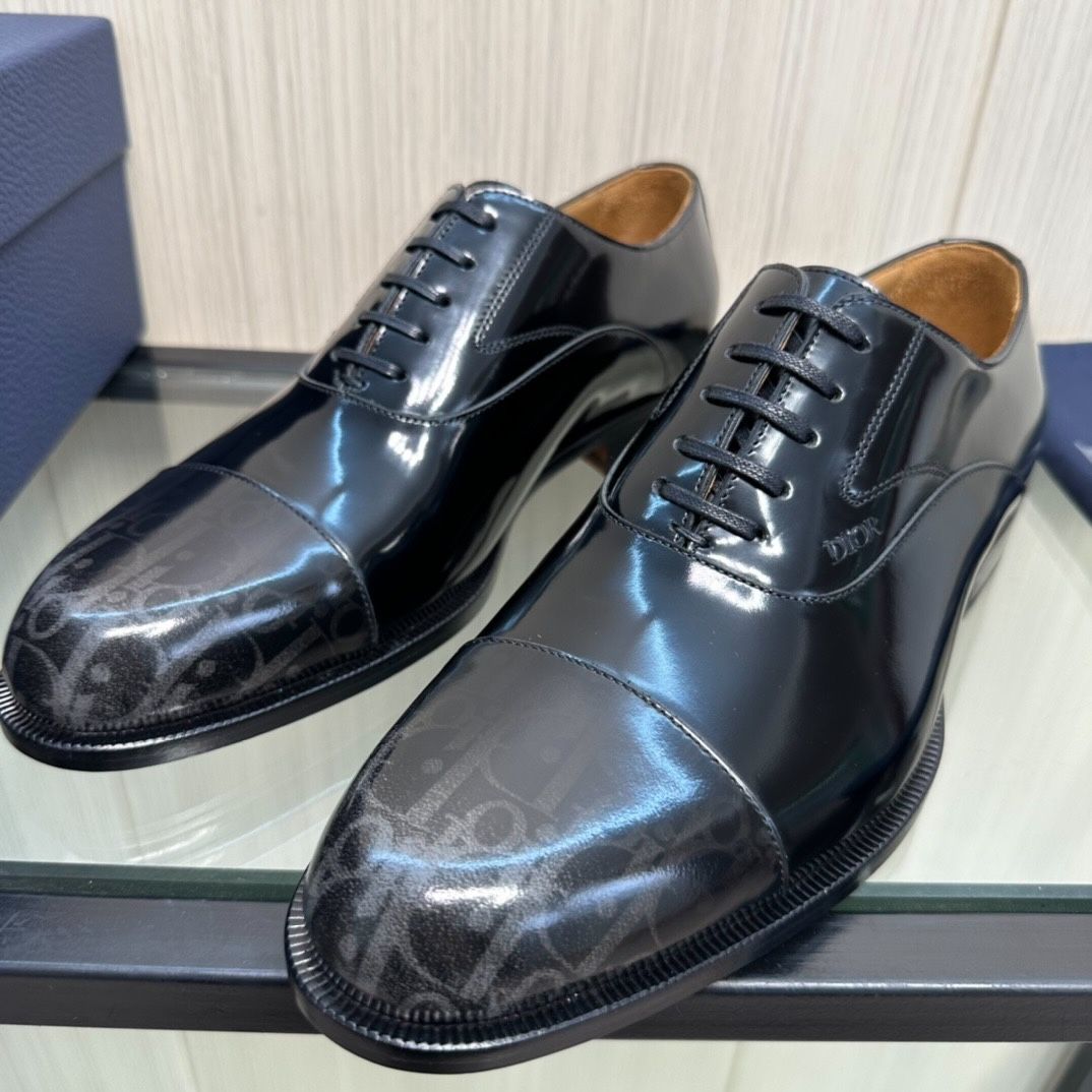 Giày Tây Dior Oxford Màu Đen Bóng Họa Tiết Monogram