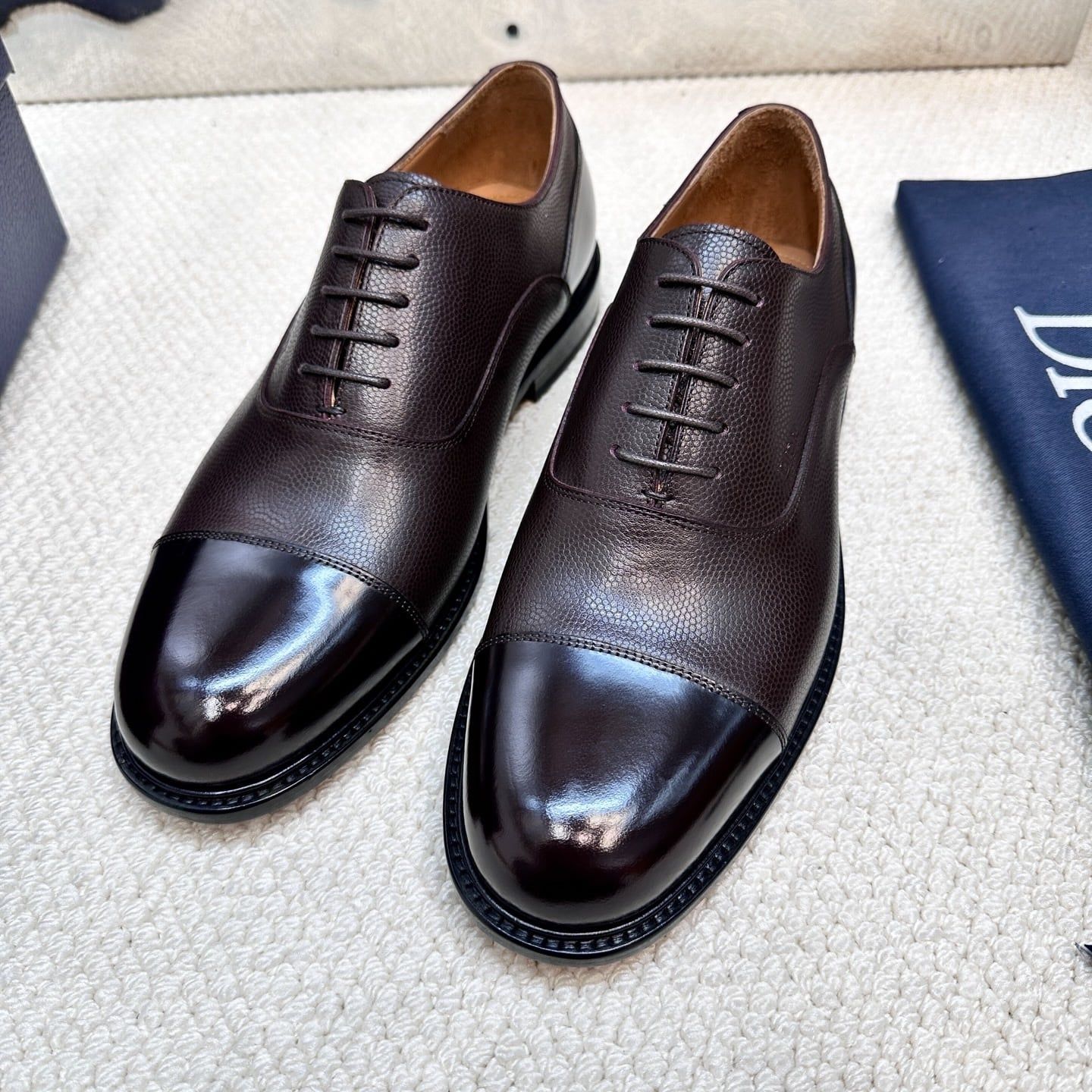 Giày Tây Dior Oxford Màu đen Mũi Tròn