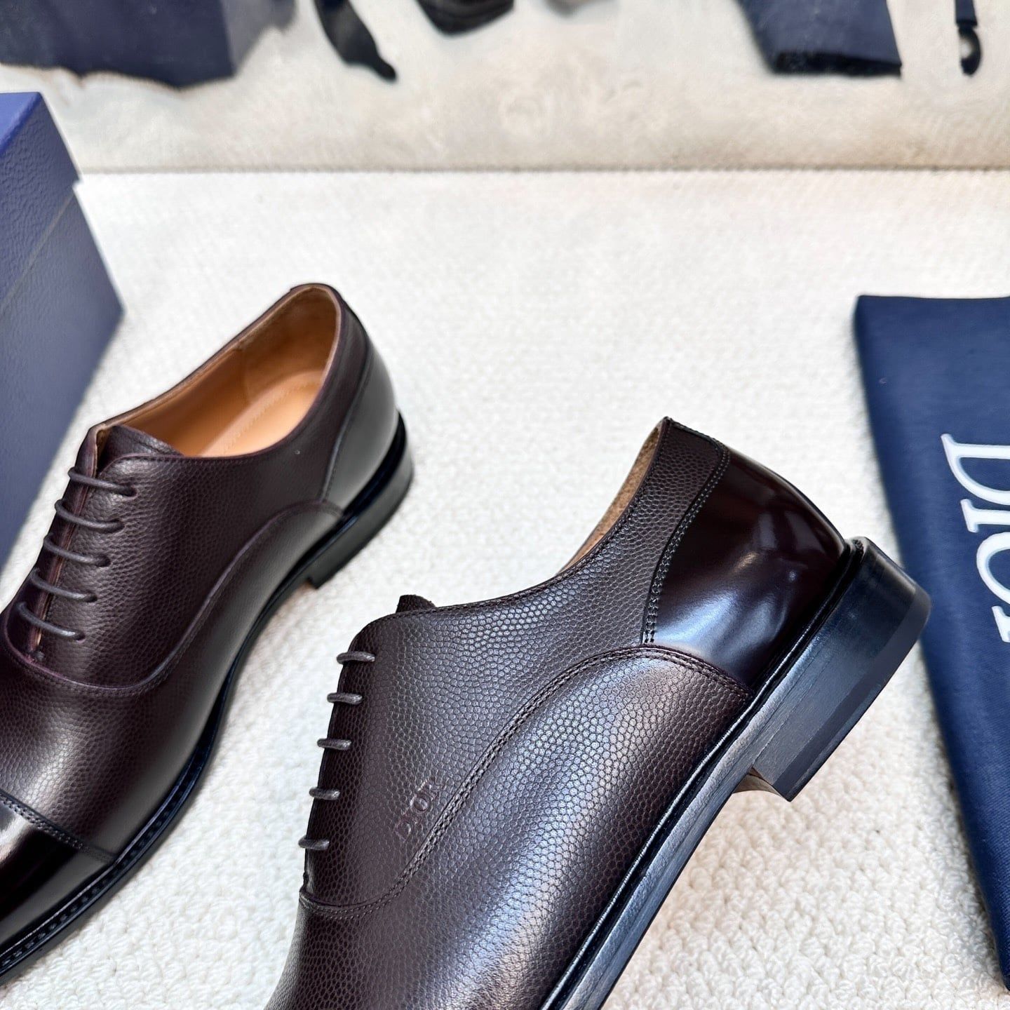 Giày Tây Dior Oxford Màu đen Mũi Tròn