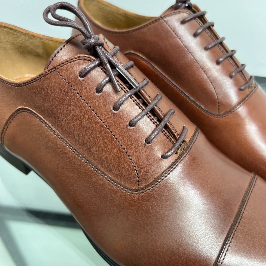 Giày Tây Christian Louboutin Oxford Màu Nâu Mũi Nhọn