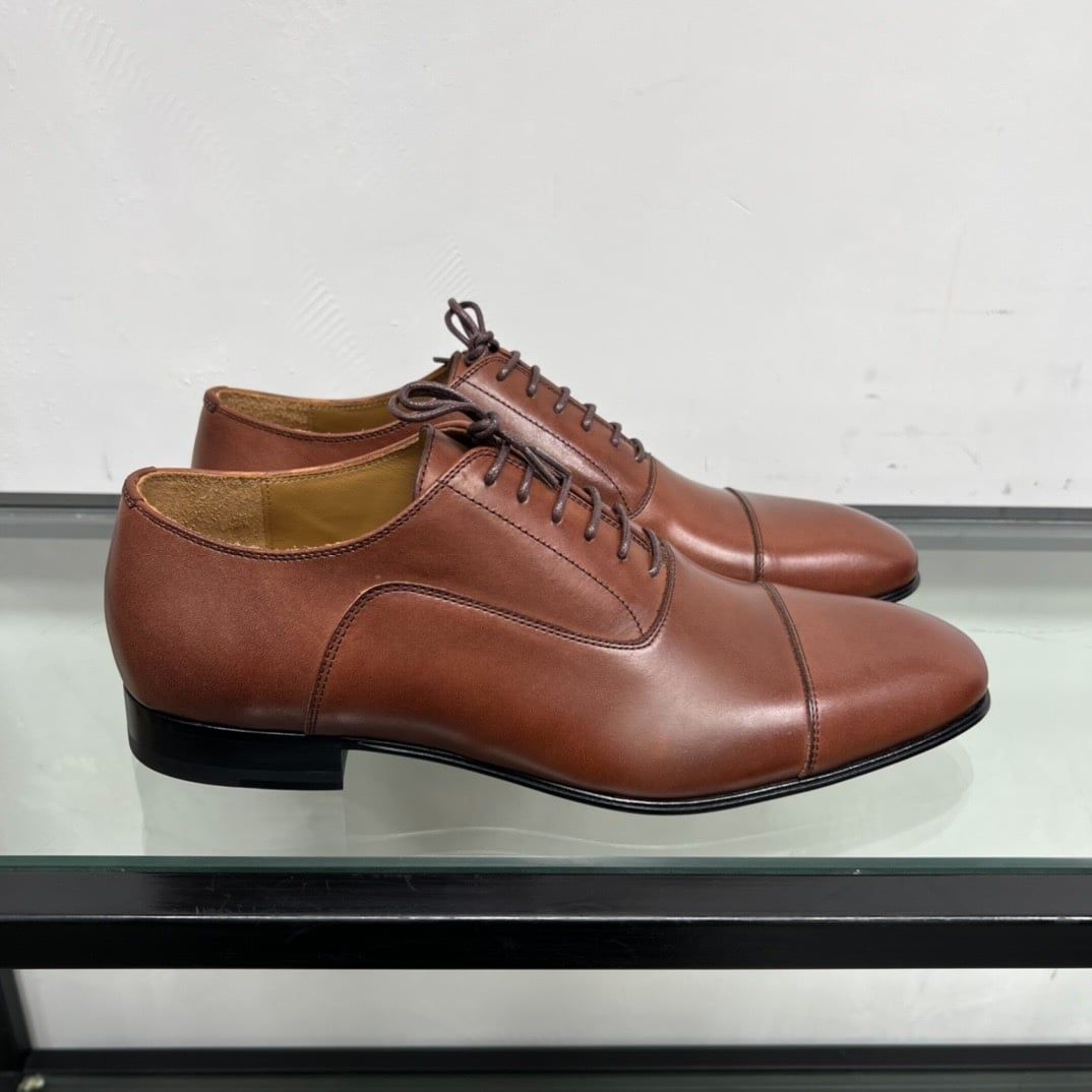 Giày Tây Christian Louboutin Oxford Màu Nâu Mũi Nhọn