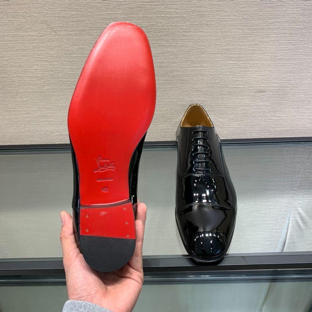 Giày Tây Christian Louboutin Oxford Màu Đen Bóng Mũi Nhọn