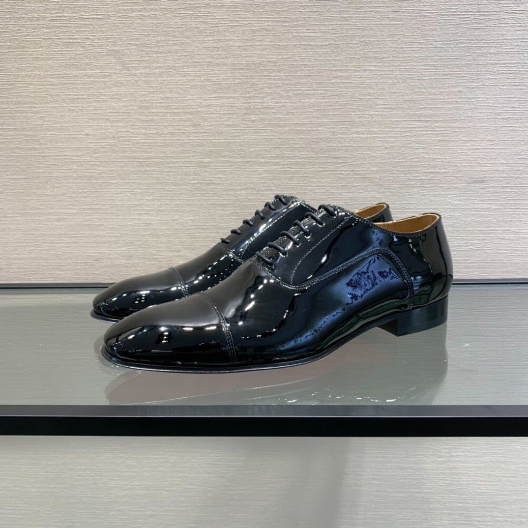 Giày Tây Christian Louboutin Oxford Màu Đen Bóng Mũi Nhọn