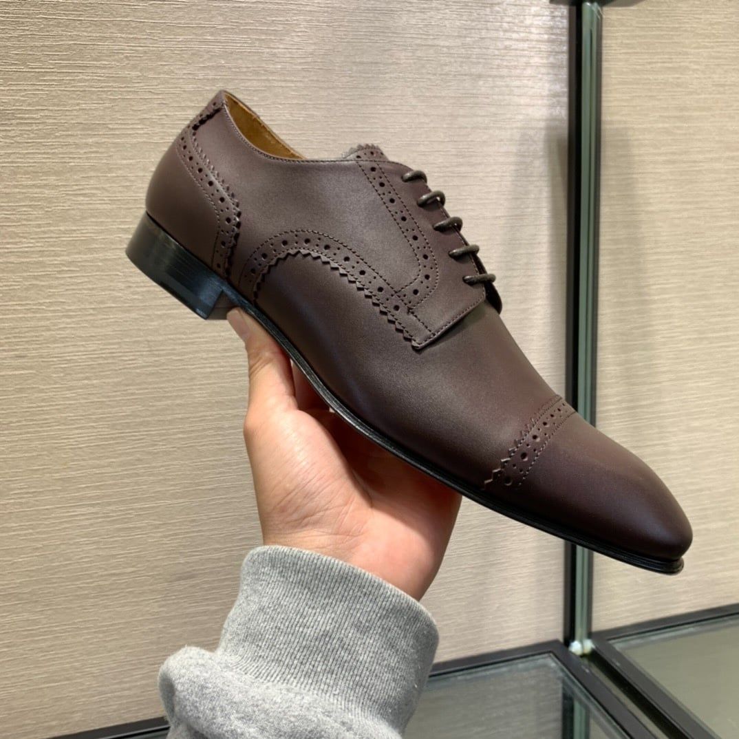 Giày Tây Christian Louboutin Oxford Màu Nâu Mũi Nhọn