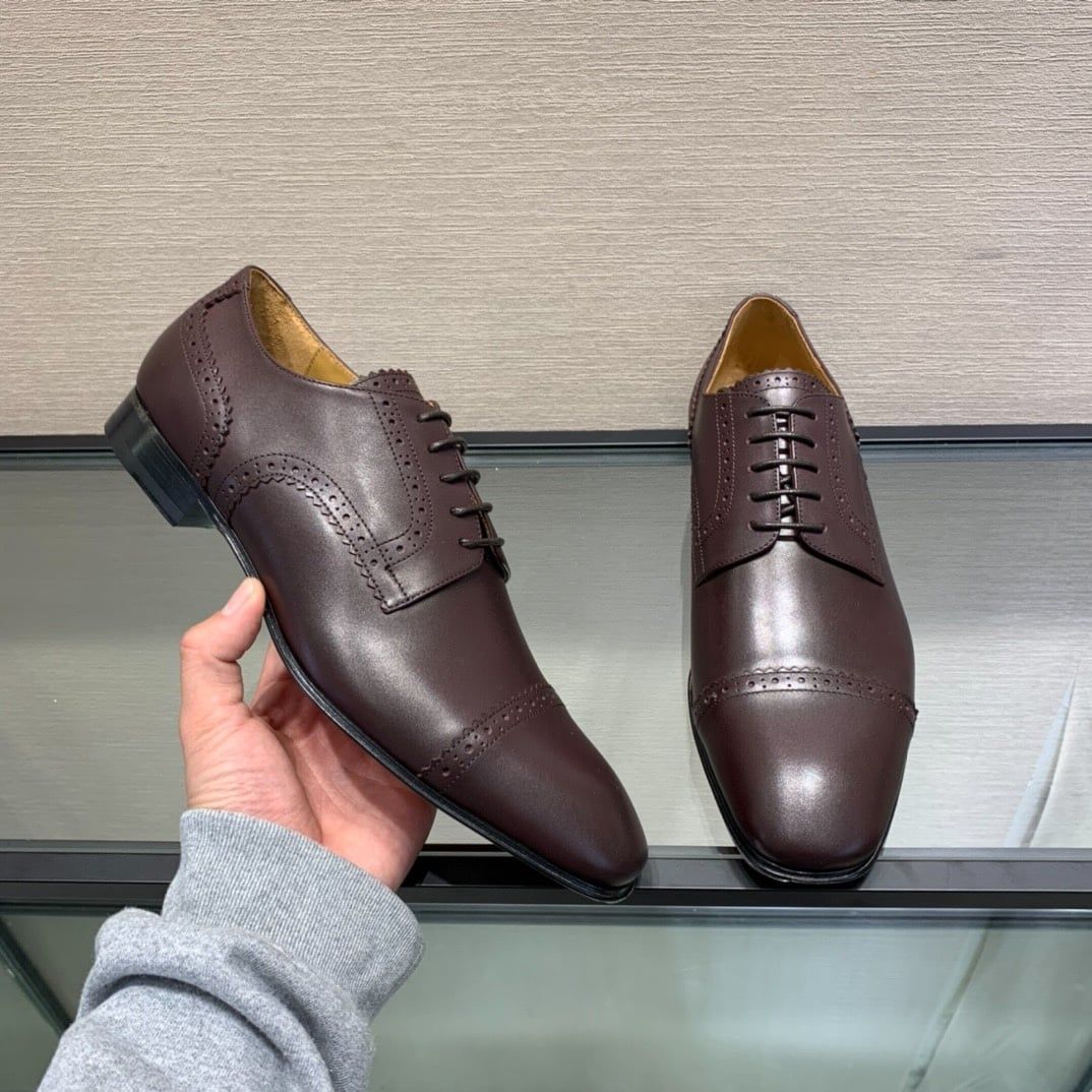 Giày Tây Christian Louboutin Oxford Màu Nâu Mũi Nhọn