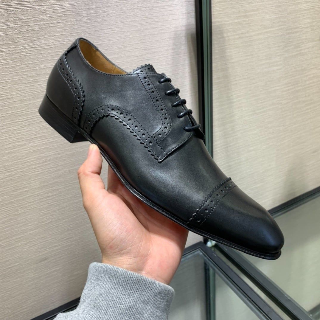Giày Tây Christian Louboutin Oxford Màu Nâu Mũi Nhọn
