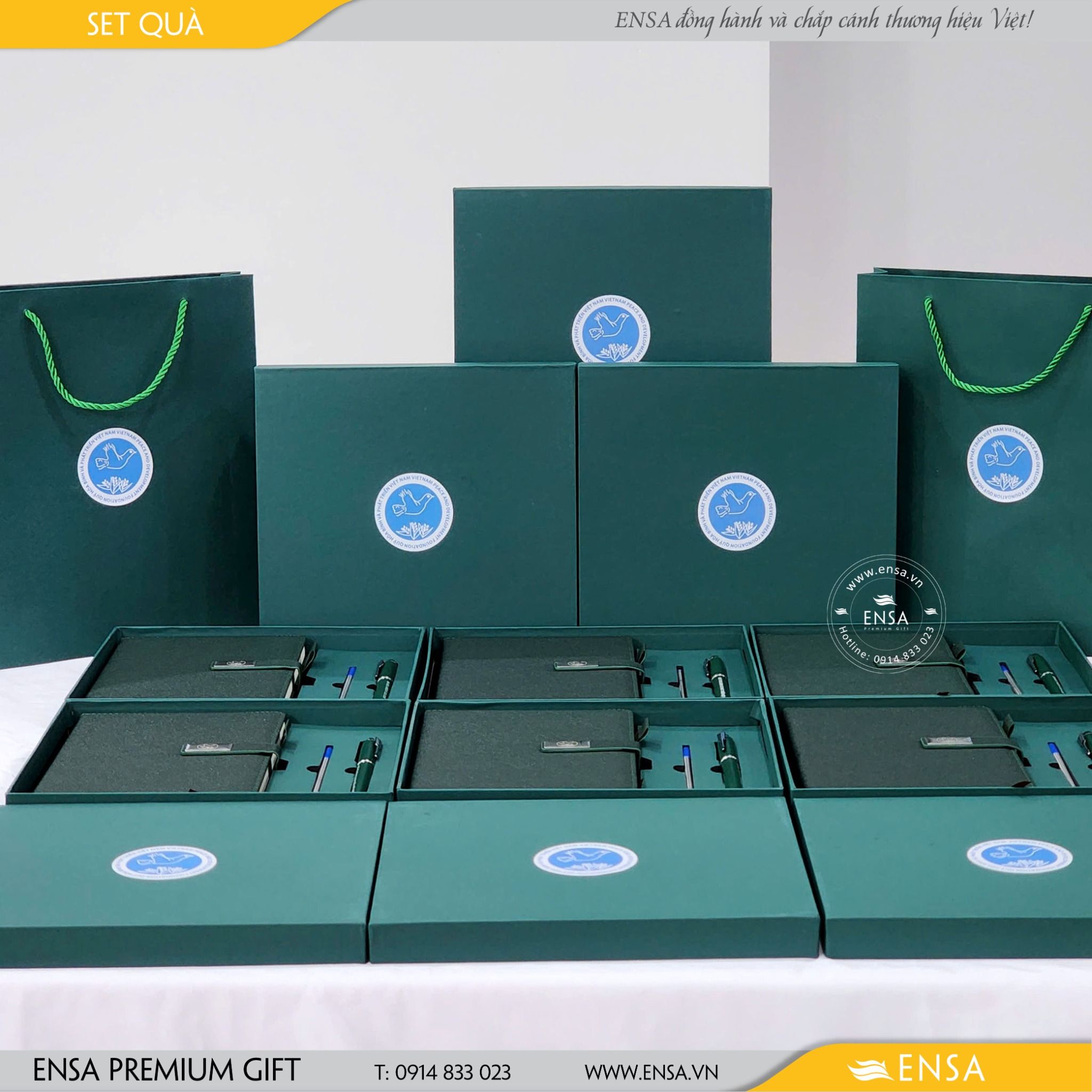  SET QUÀ SỔ BÚT (QUỸ HOÀ BÌNH) 