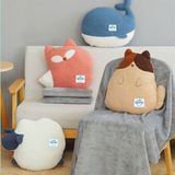 Bộ chăn gối hình cá voi màu xanh Aptamil