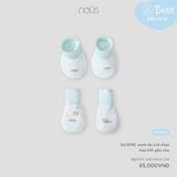 Set bao tay, bao chân xanh da trời nhạt họa tiết gấu nâu Nous