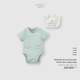 Bodysuit cộc tay màu xanh lá kèm yếm vuông trắng Nous