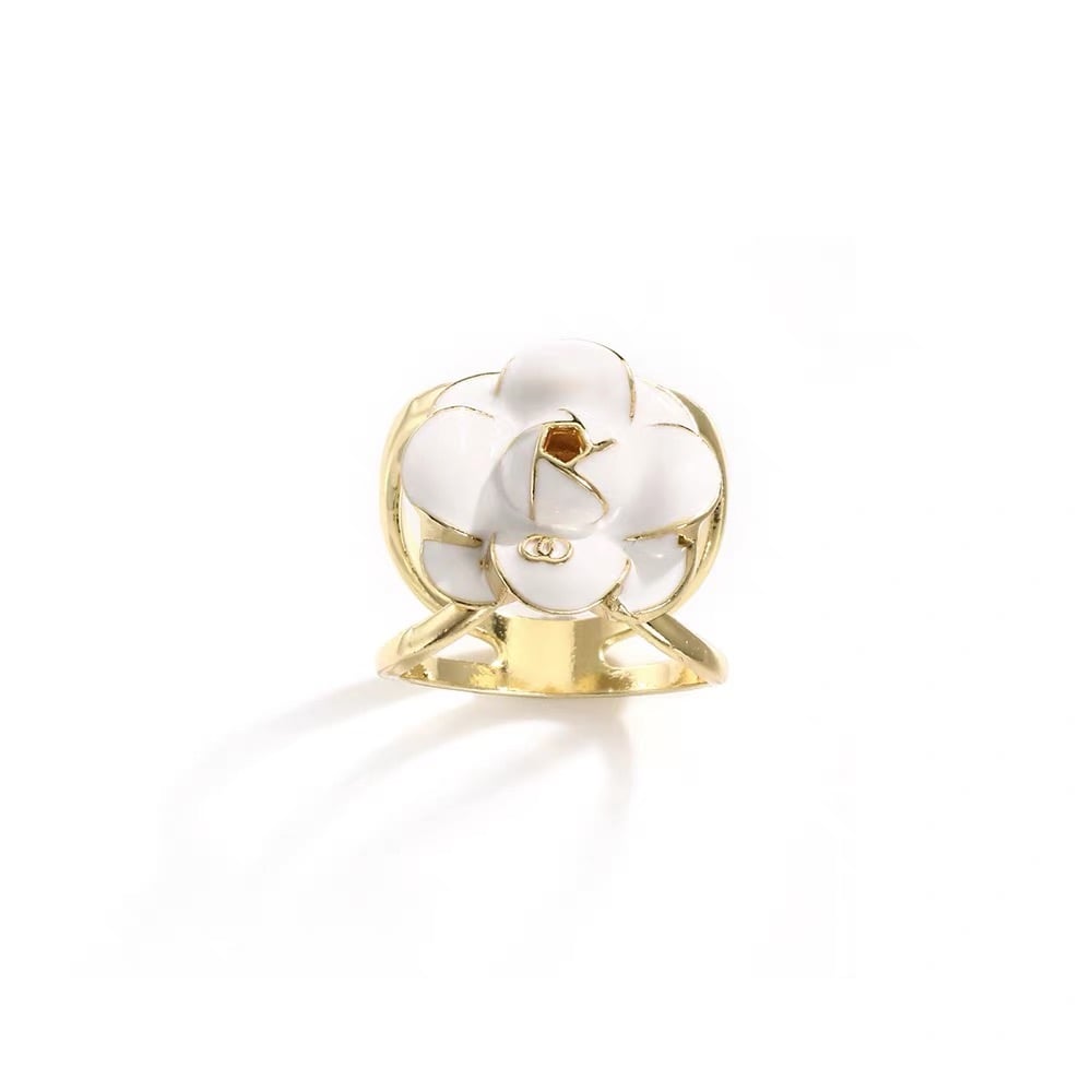  W85 - PKH - EZ6414TR - TRẮNG 