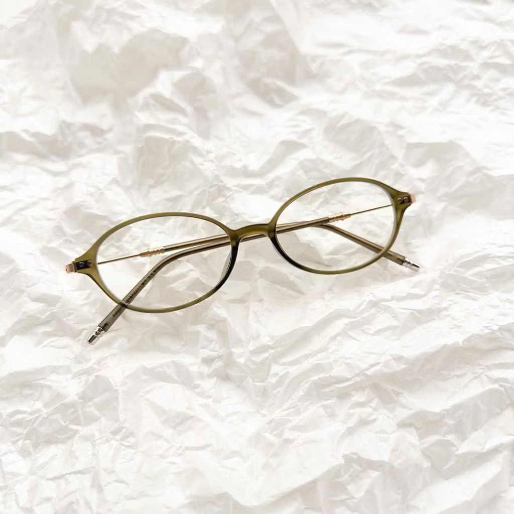  K16 - PK82 KÍNH RÊU 