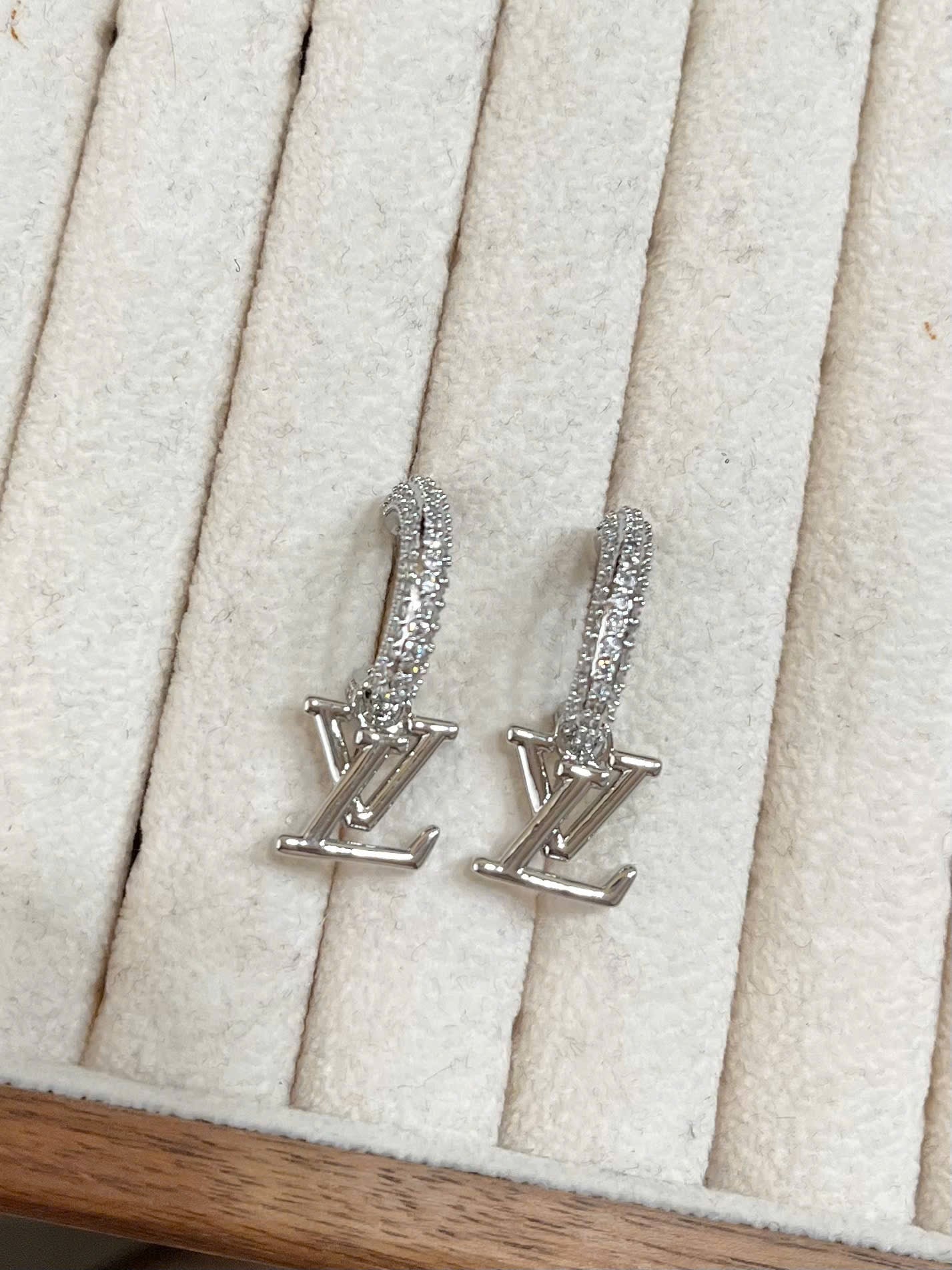  W127 - PKH - 4655 - B 