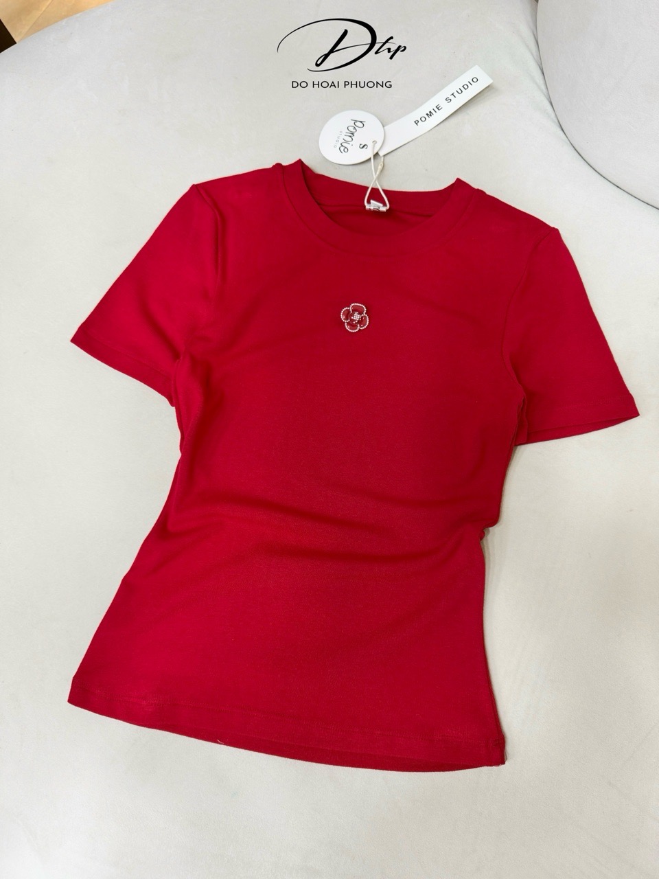  D34 - 638Z ÁO ĐỎ 