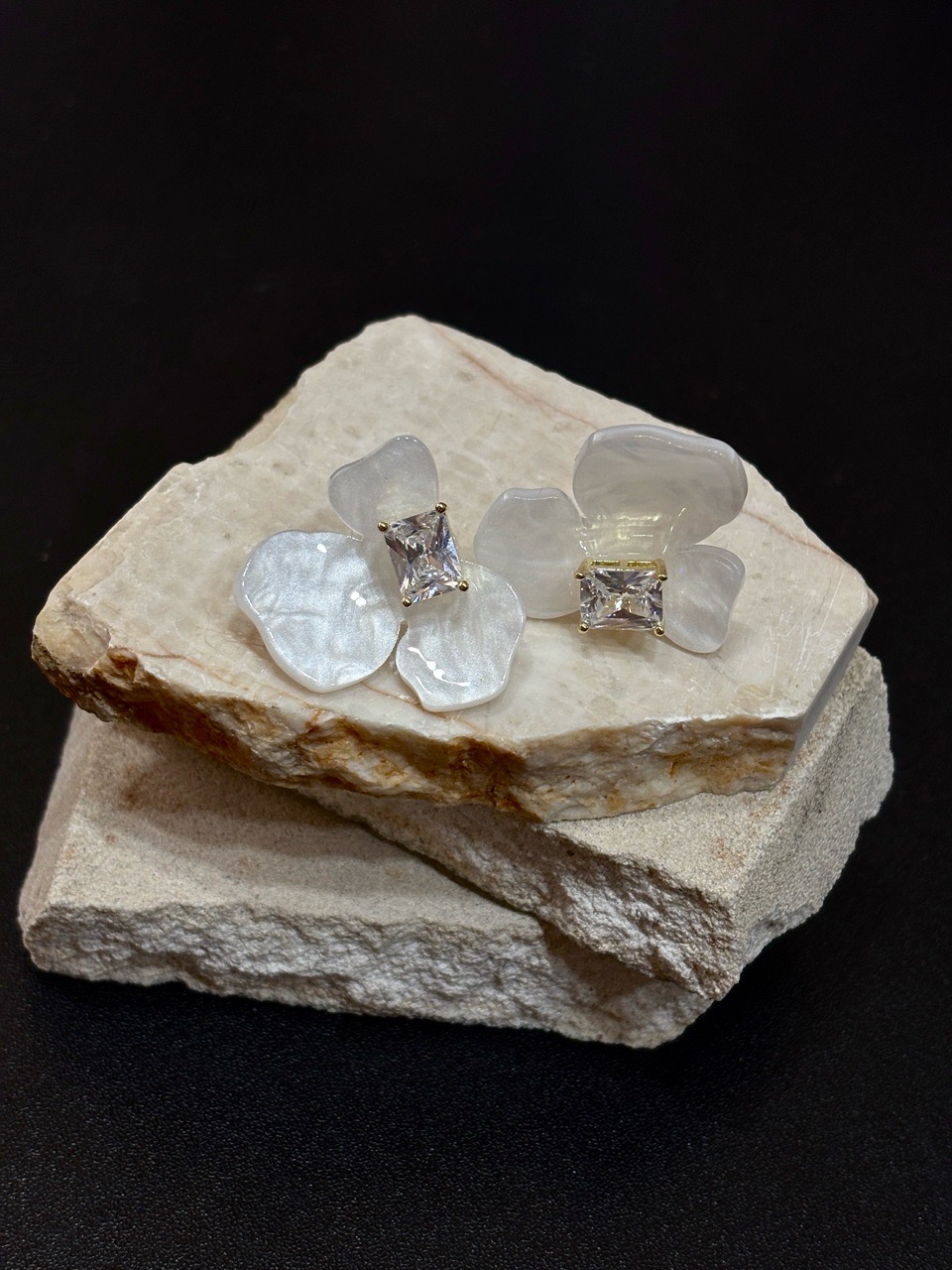  W143 - PKH - 03365I - Hoa 