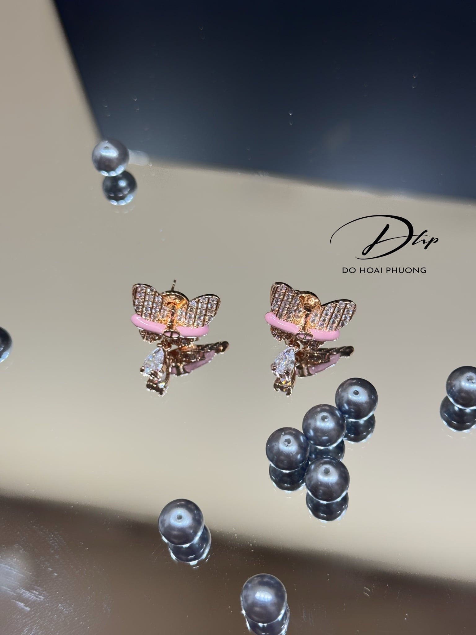  W47 - PKH - 205355 - bướm 