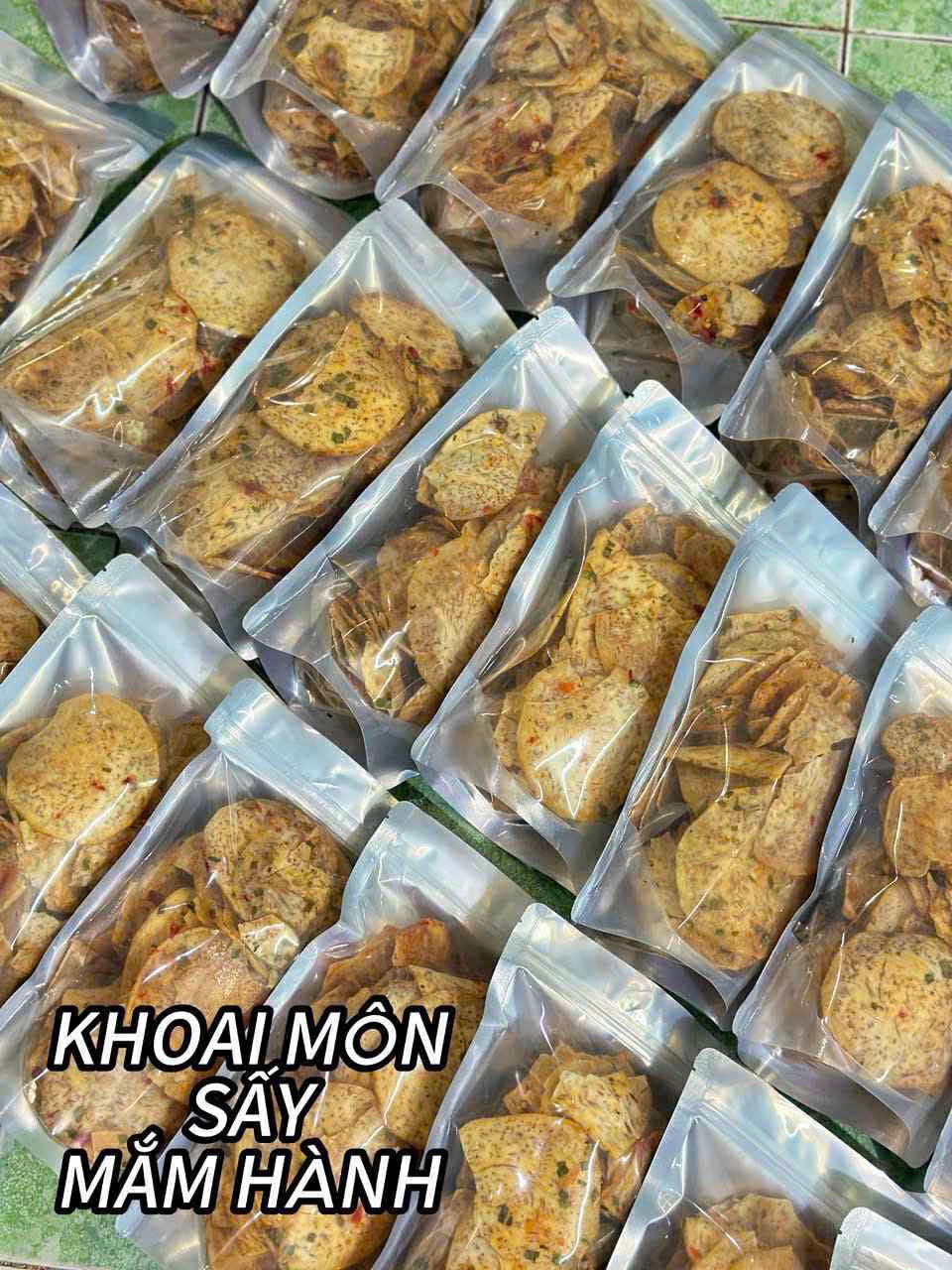  Q3 - KHOAI MÔN SẤY MẮM HÀNH 200GR 
