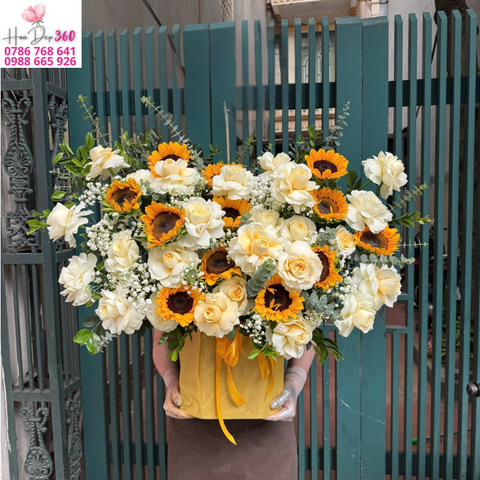 Giỏ hoa chúc mừng G009