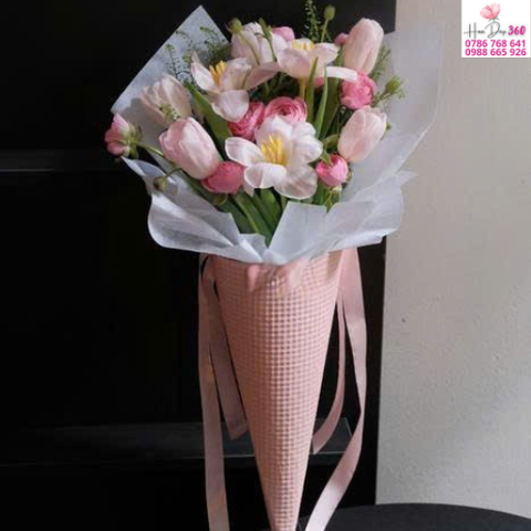 Tulip Hồng Phối Cúc Trắng Nhẹ Nhàng