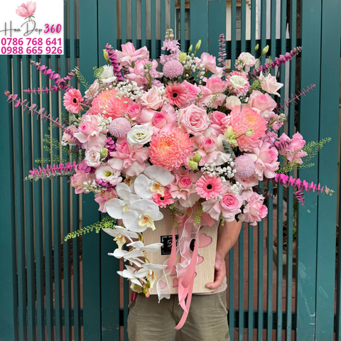 Giỏ hoa chúc mừng G077