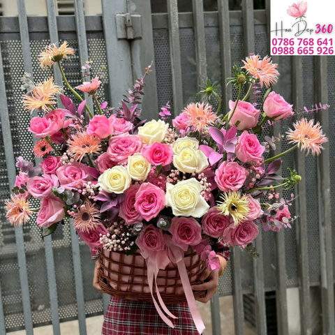Giỏ hoa chúc mừng G022