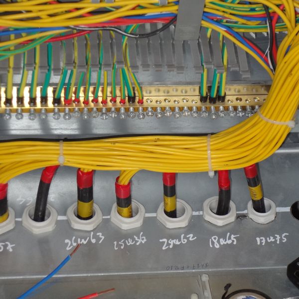  LẮP ĐẶT THIẾT BỊ SẢN XUẤT DÂY CÁP ĐIỆN CADIVI 