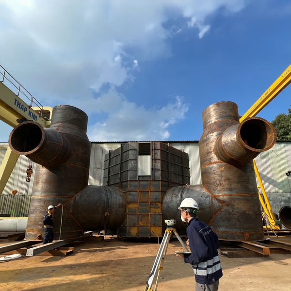  CHẾ TẠO THEO YÊU CẦU 