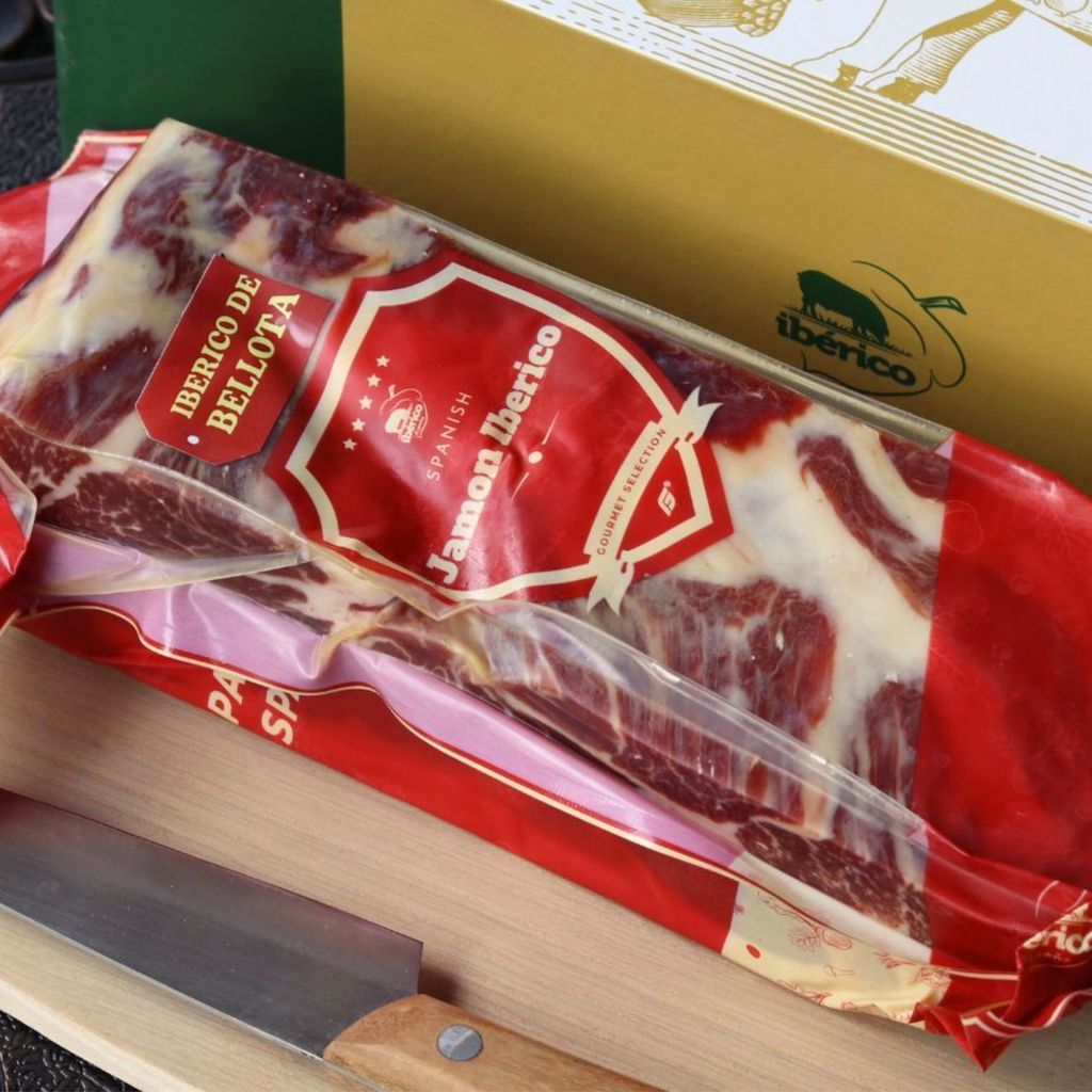 Hộp quà đùi heo muối Deraza mini 1KG Iberico Bellota 50% 36 tháng