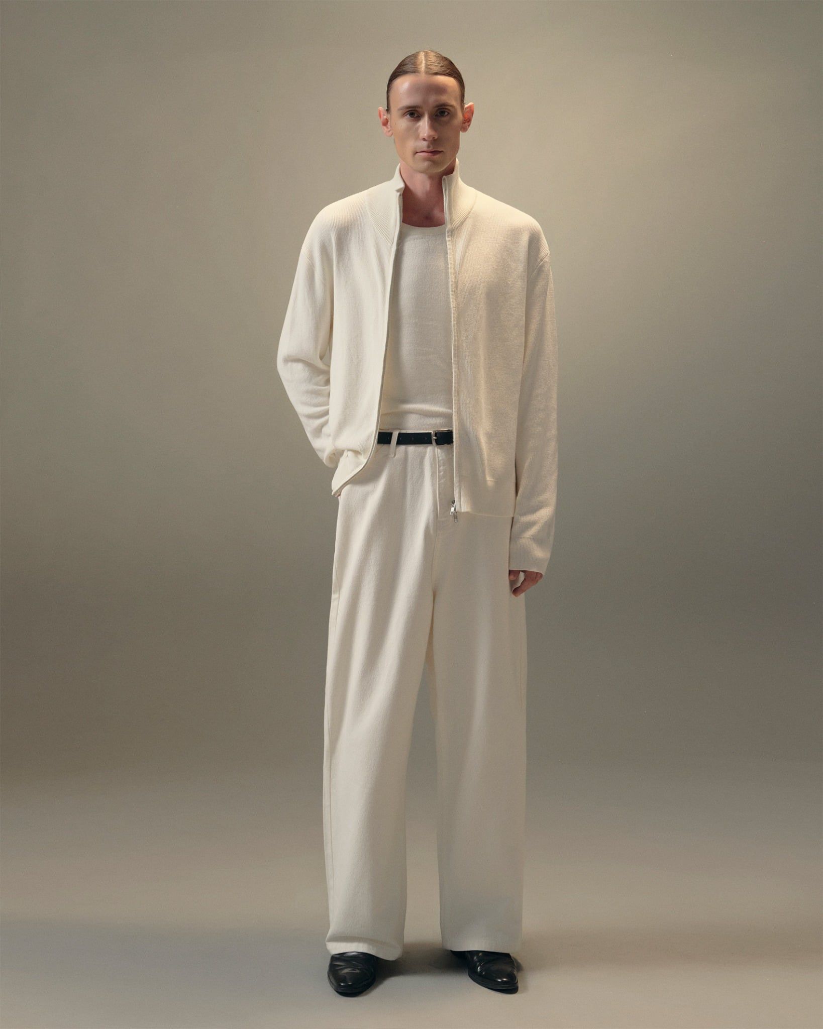  CREAM KNIT ZIP CARDIGAN 