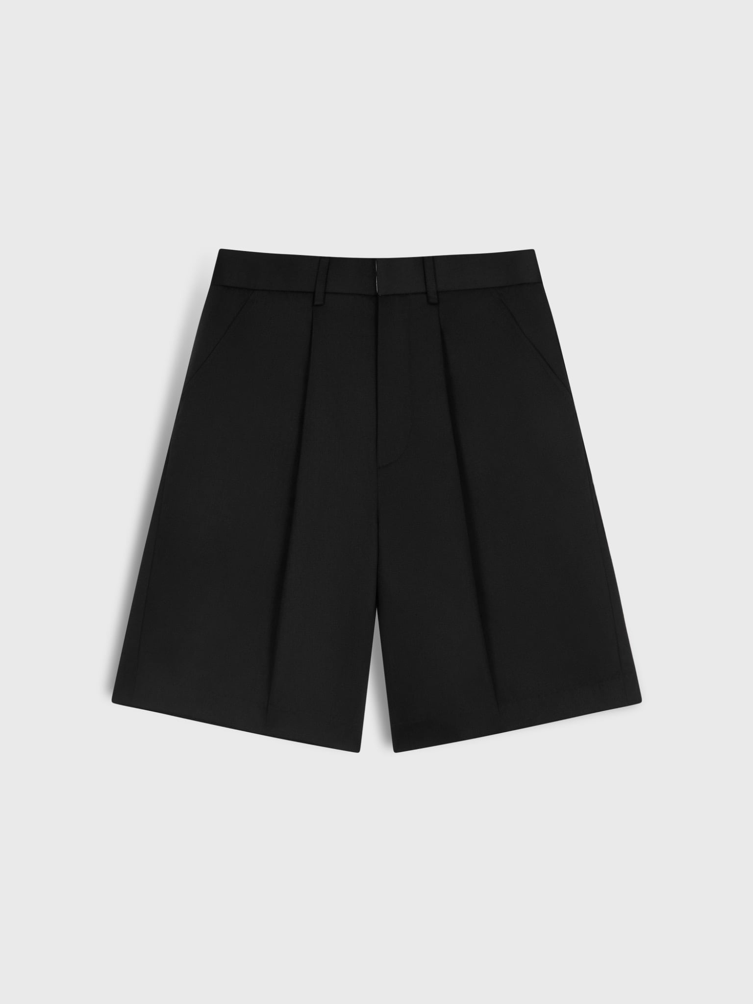  BLACK ARCH BERMUDA SHORTS 