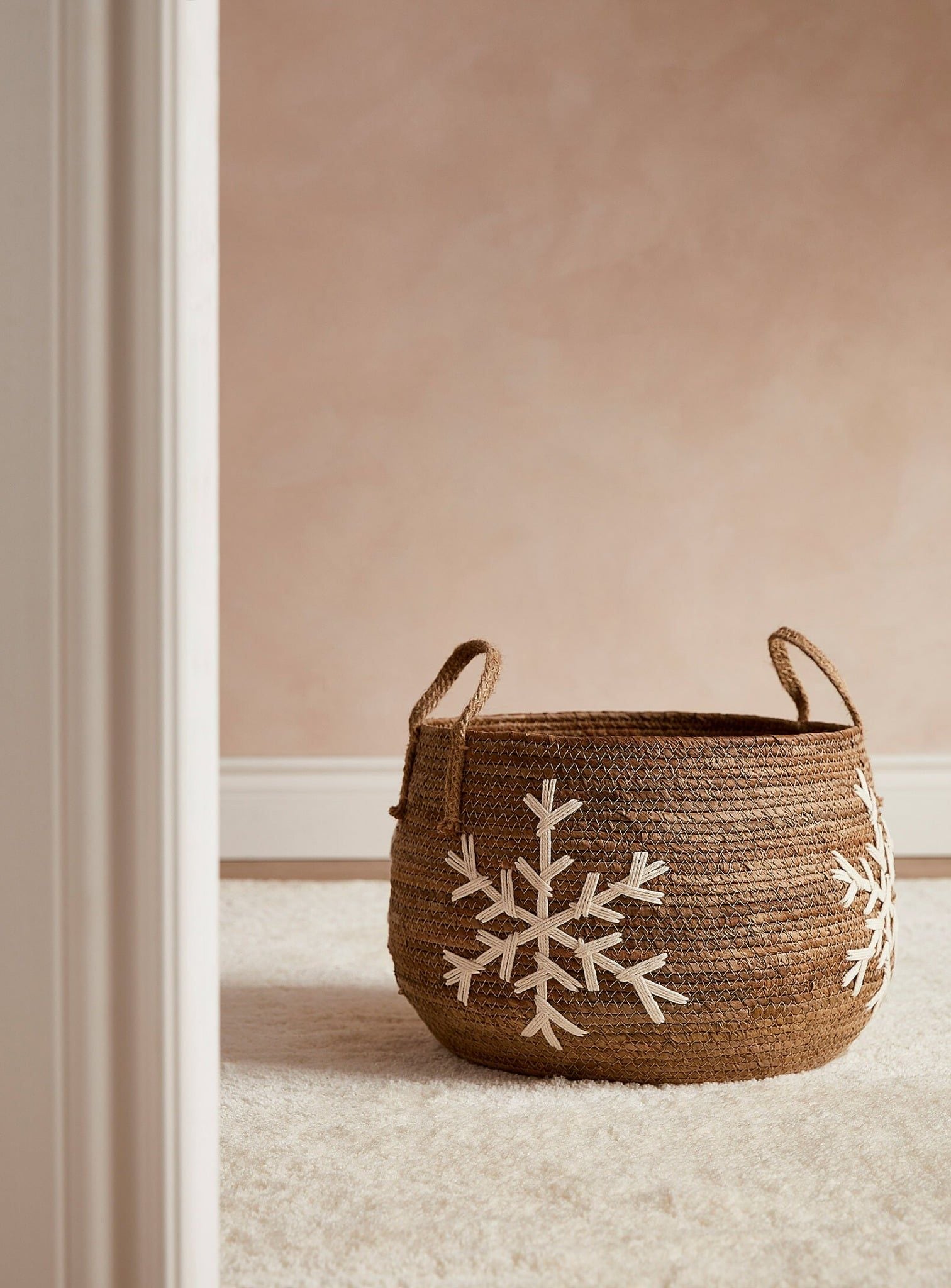  Handcrafted Seagrass Pot - POT_NCV010 