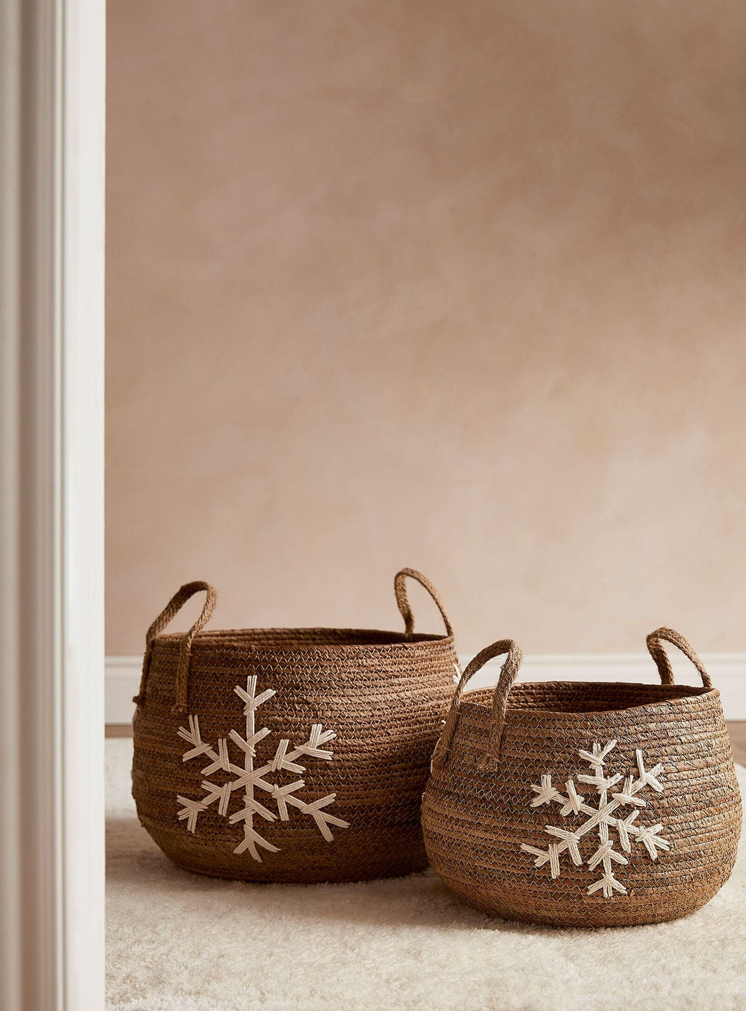  Handcrafted Seagrass Pot - POT_NCV010 